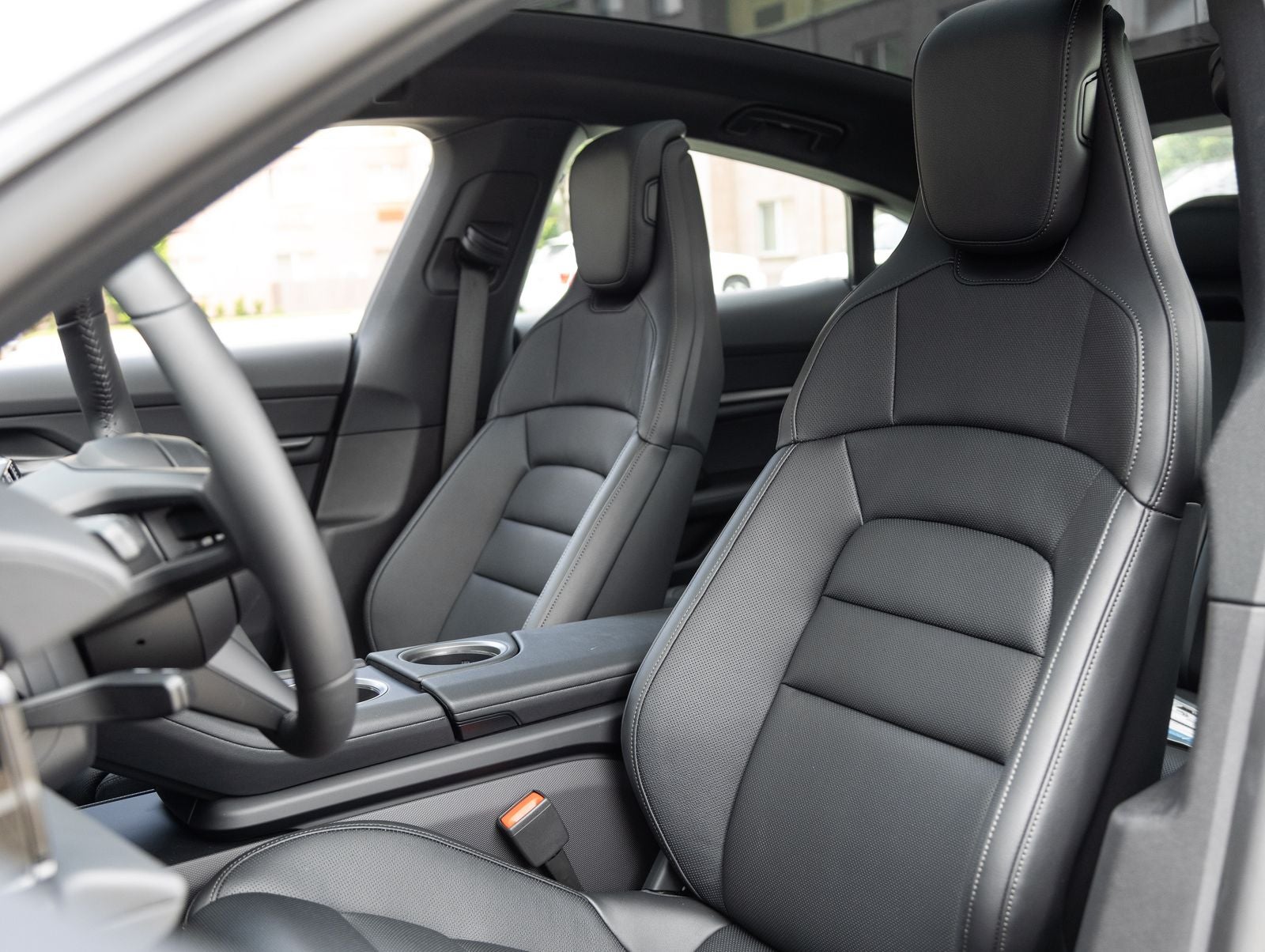 2026 Porsche Taycan 4S