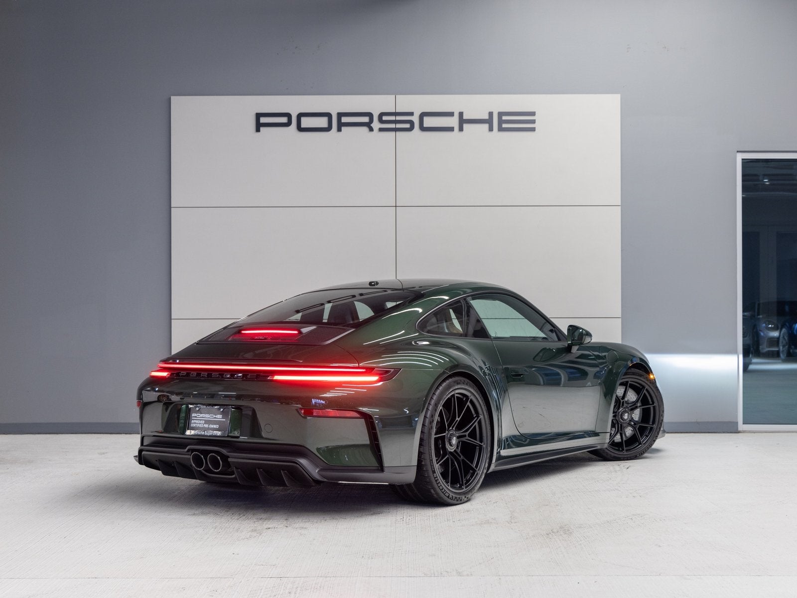 2026 Porsche 911 911 GT3 with Touring Package