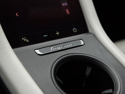 2020 Porsche Taycan Taycan Turbo