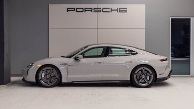 2025 Porsche Taycan Taycan Turbo