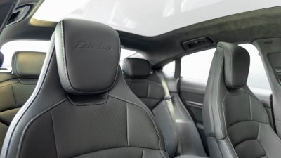 2025 Porsche Taycan Taycan Turbo