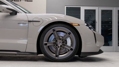 2025 Porsche Taycan Taycan Turbo