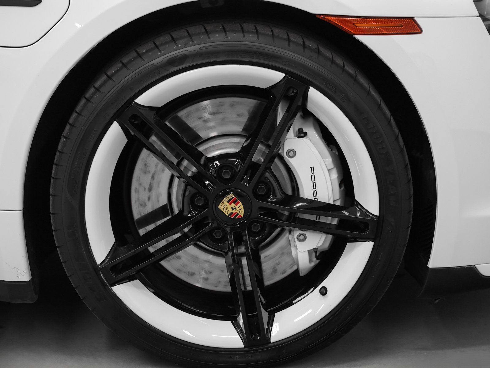 2024 Porsche Taycan Turbo