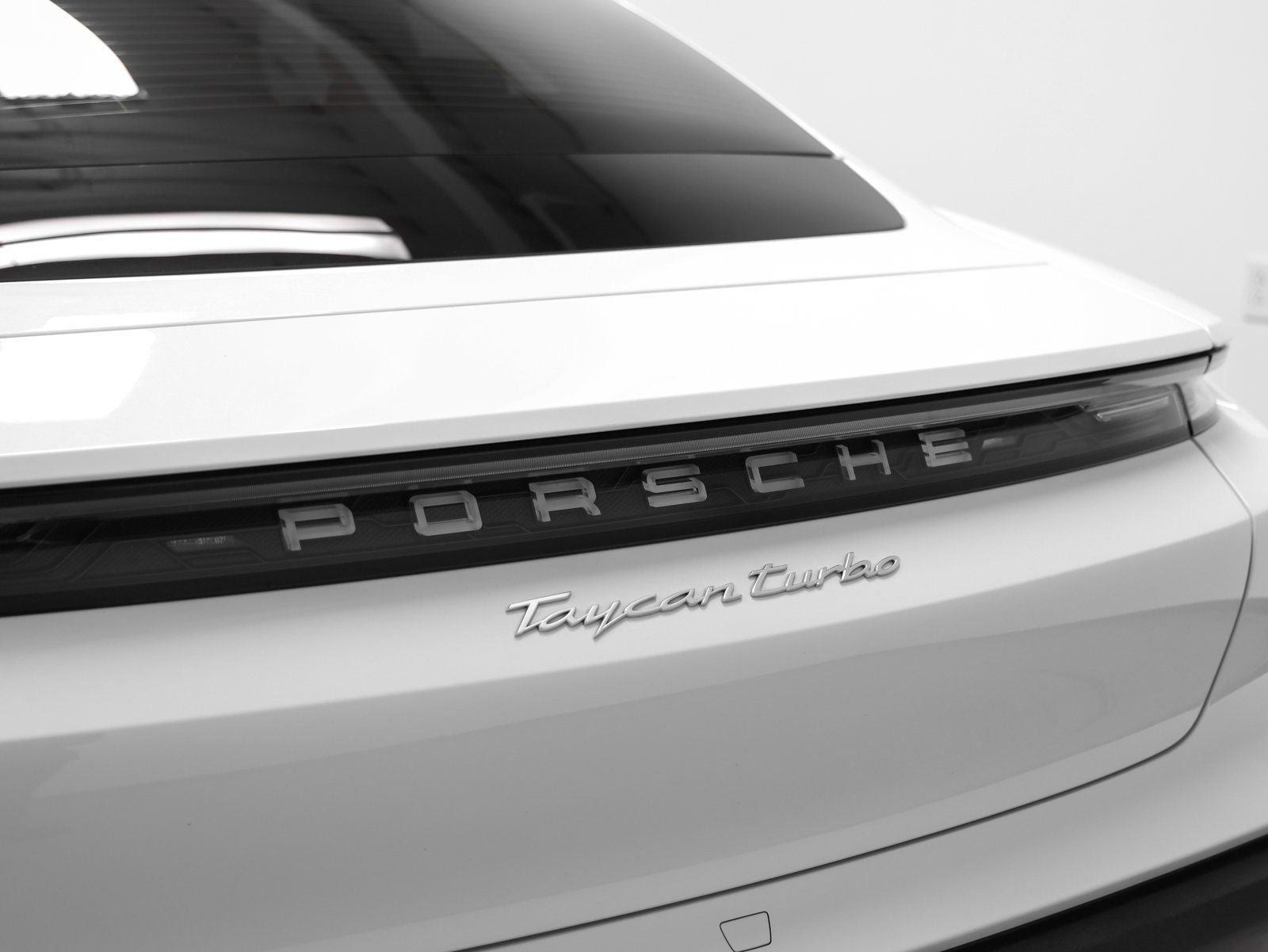 2024 Porsche Taycan Turbo