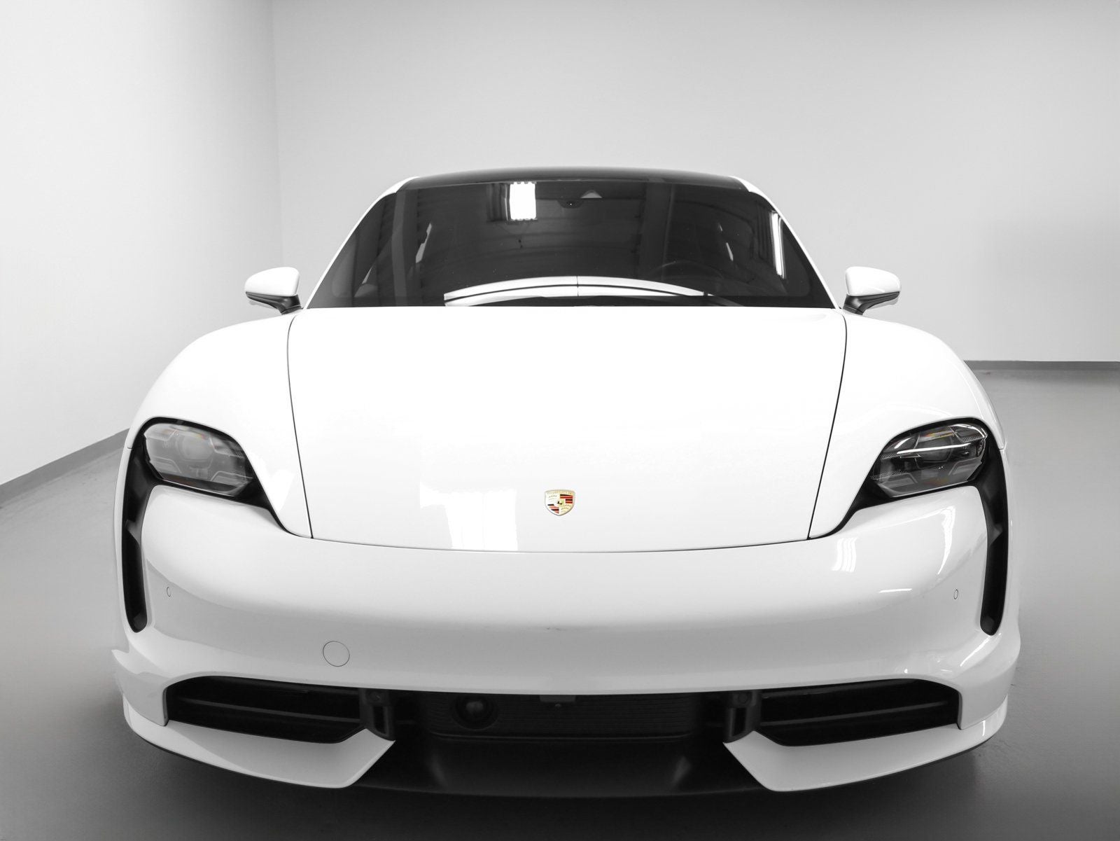 2024 Porsche Taycan Turbo