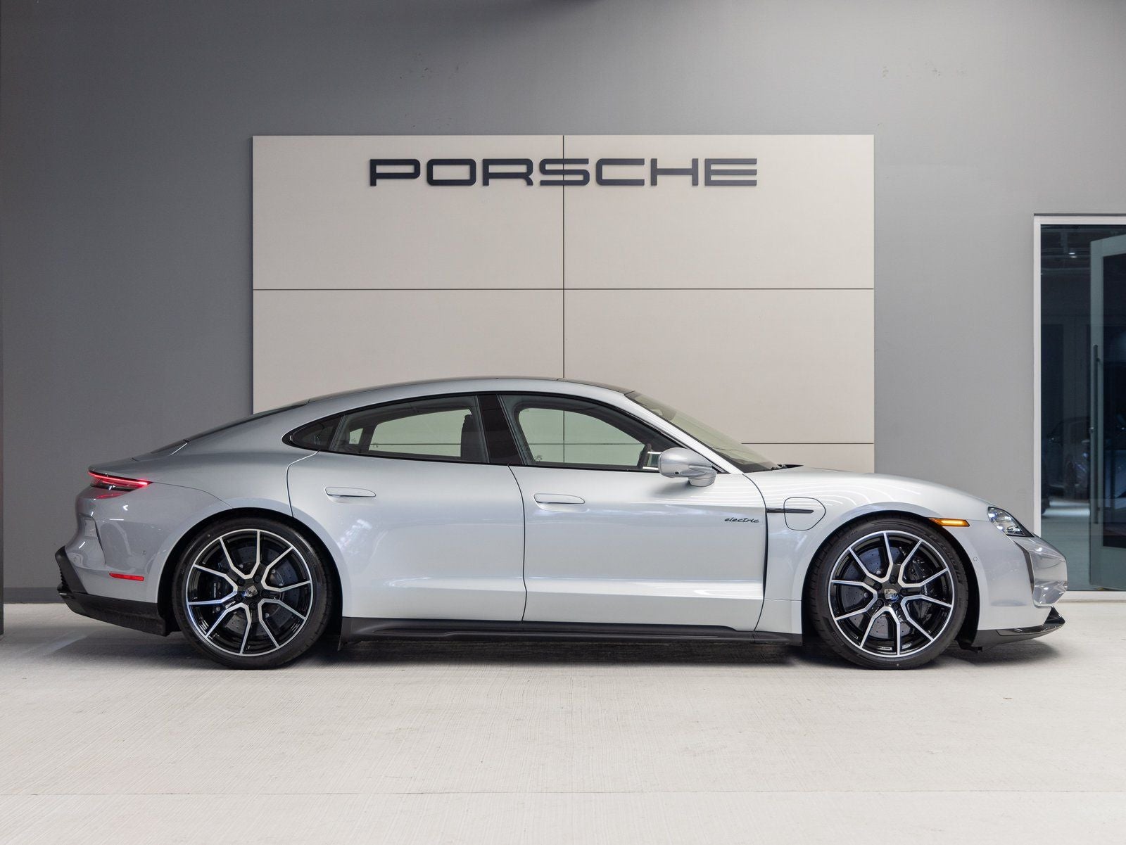 2026 Porsche Taycan Taycan Turbo S