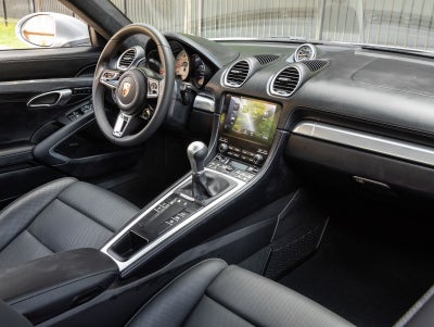 2024 Porsche 718 Cayman GTS 4.0