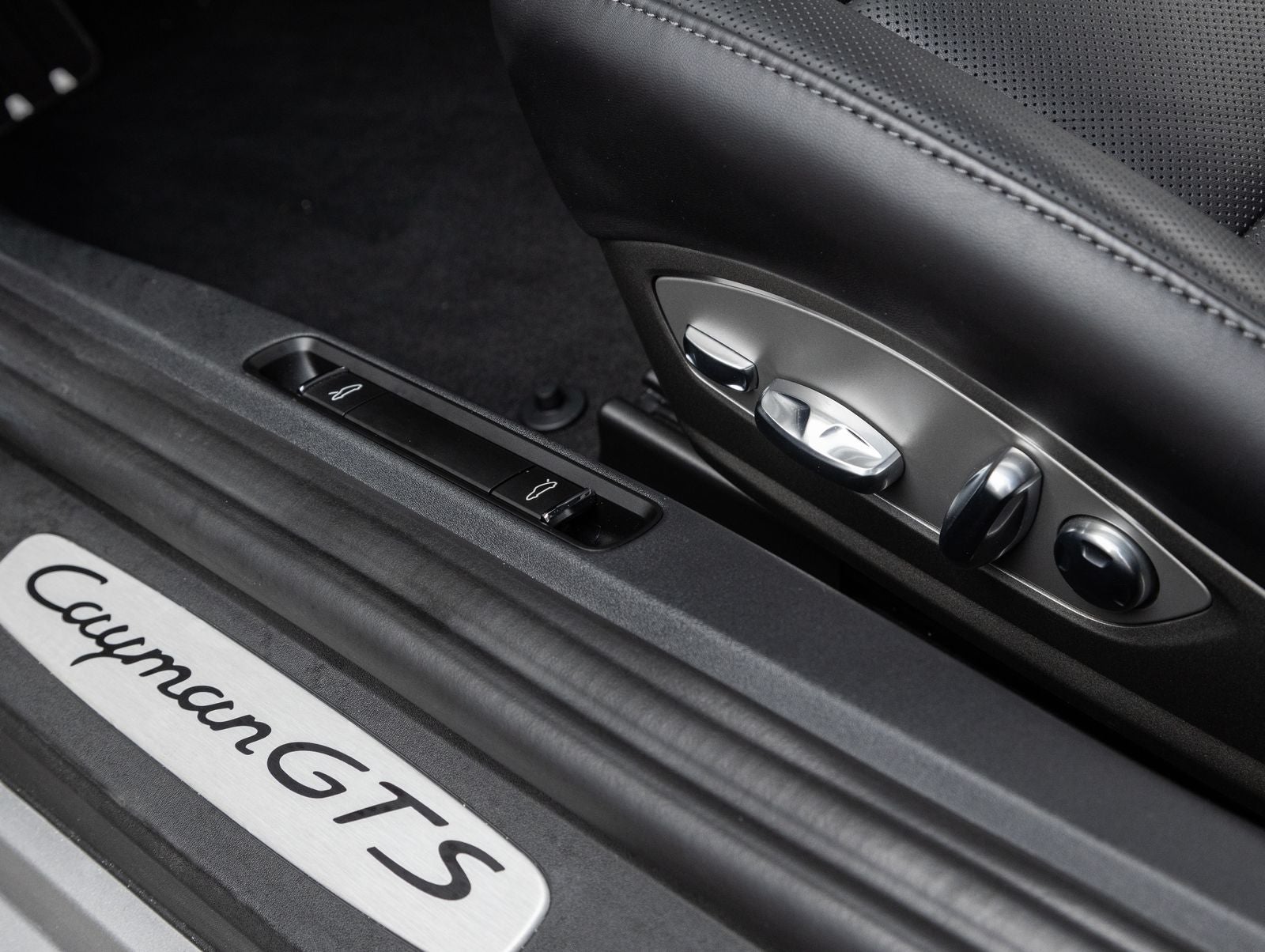 2024 Porsche 718 Cayman GTS 4.0