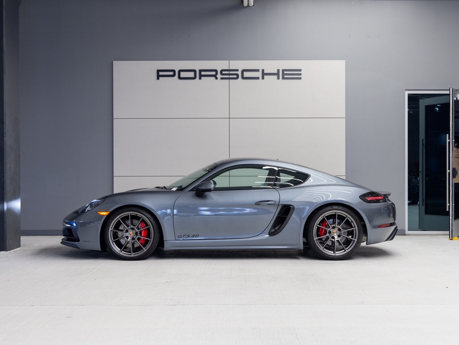 2025 Porsche 718 718 Cayman GTS 4.0