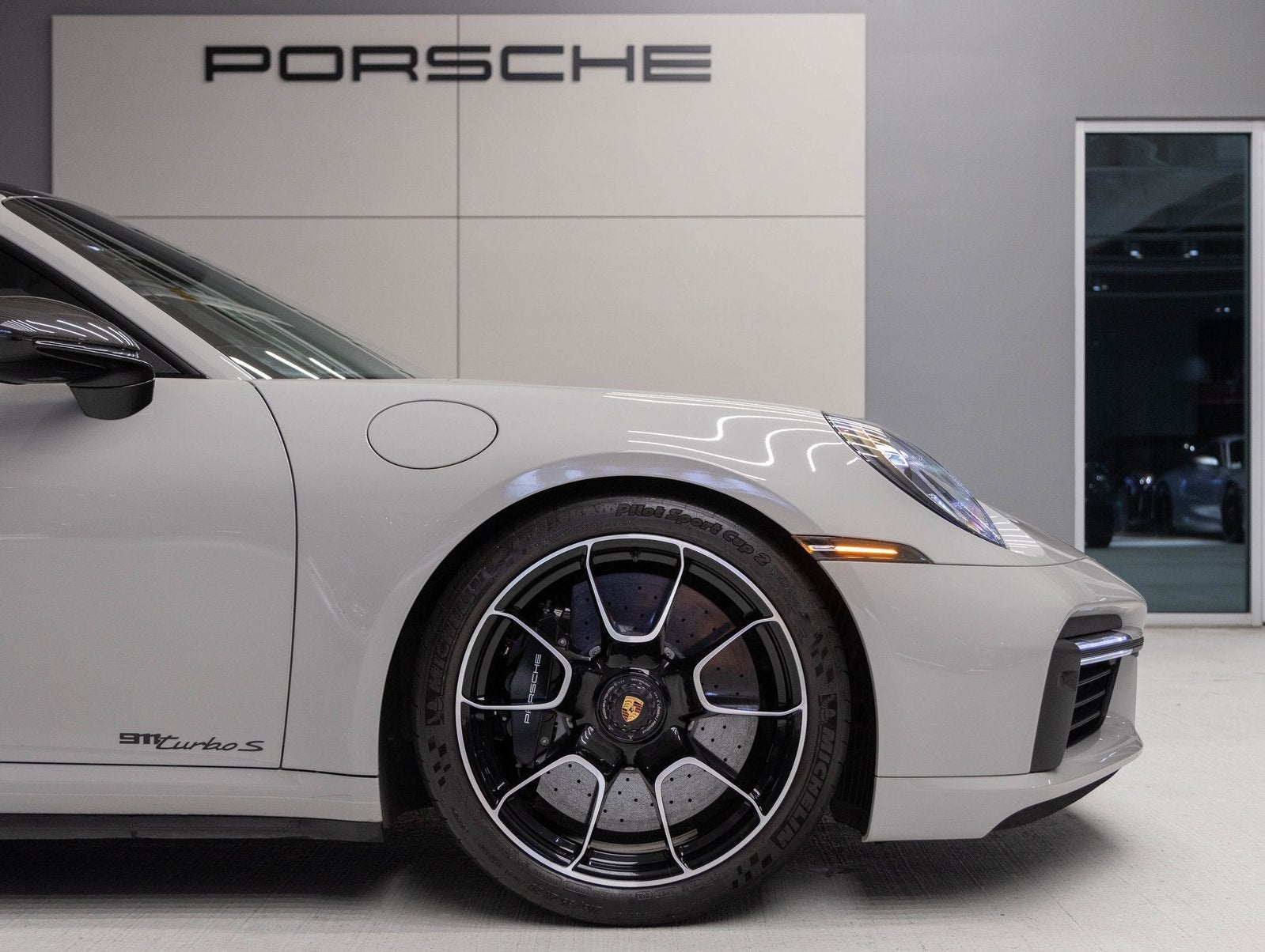 2022 Porsche 911 911 Turbo S (MY22)