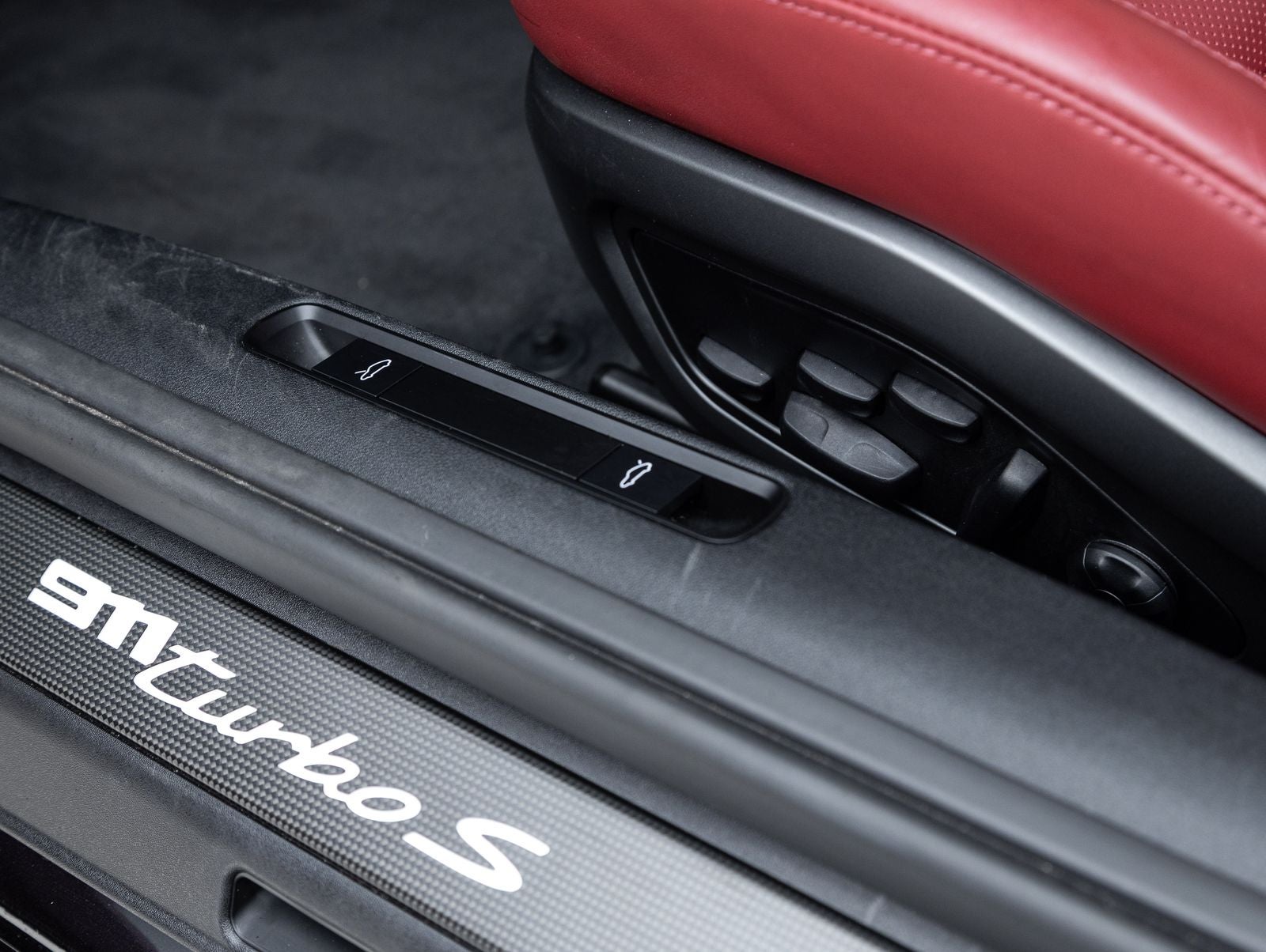 2023 Porsche 911 Turbo S
