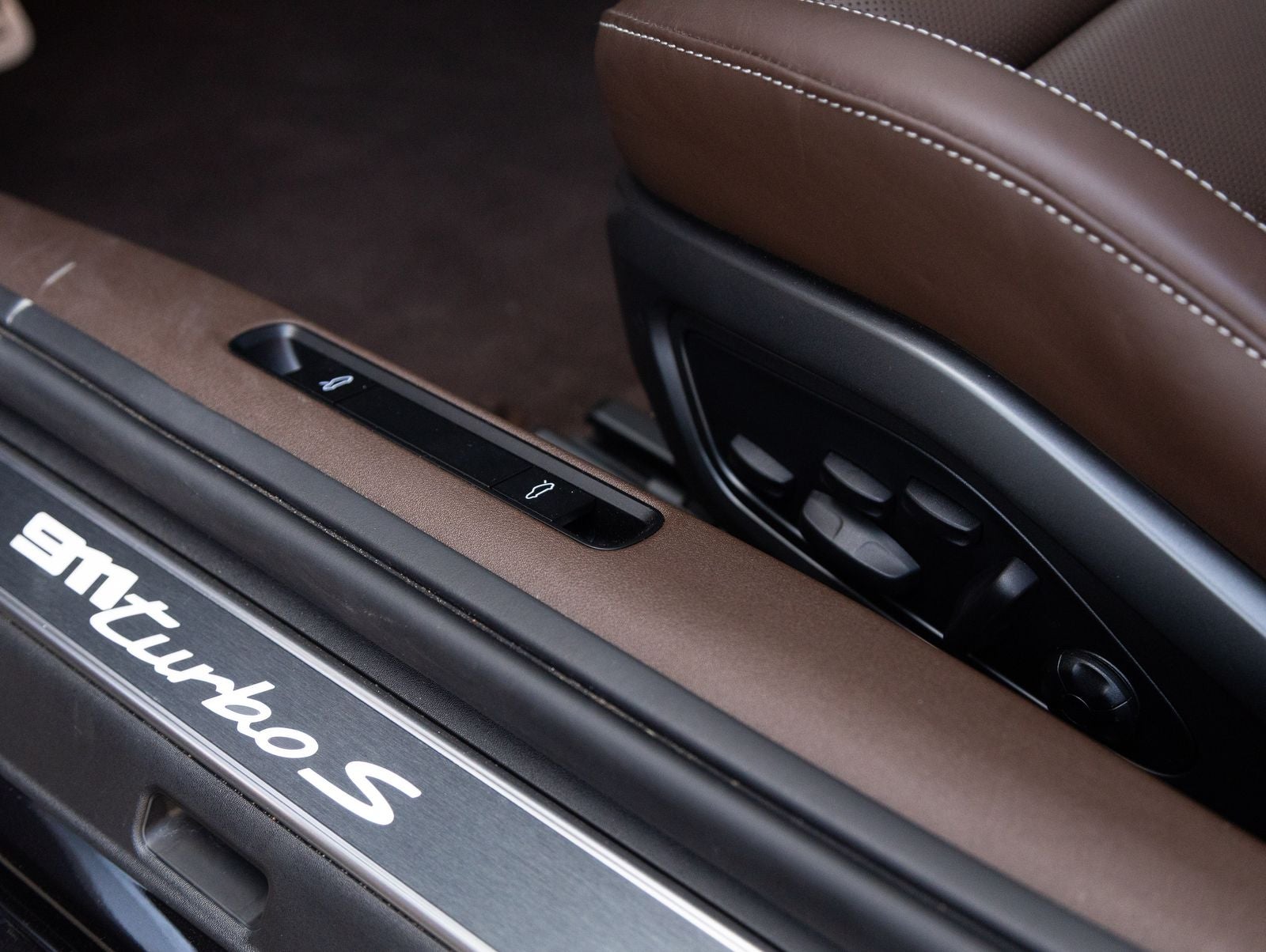 2025 Porsche 911 911 Turbo S