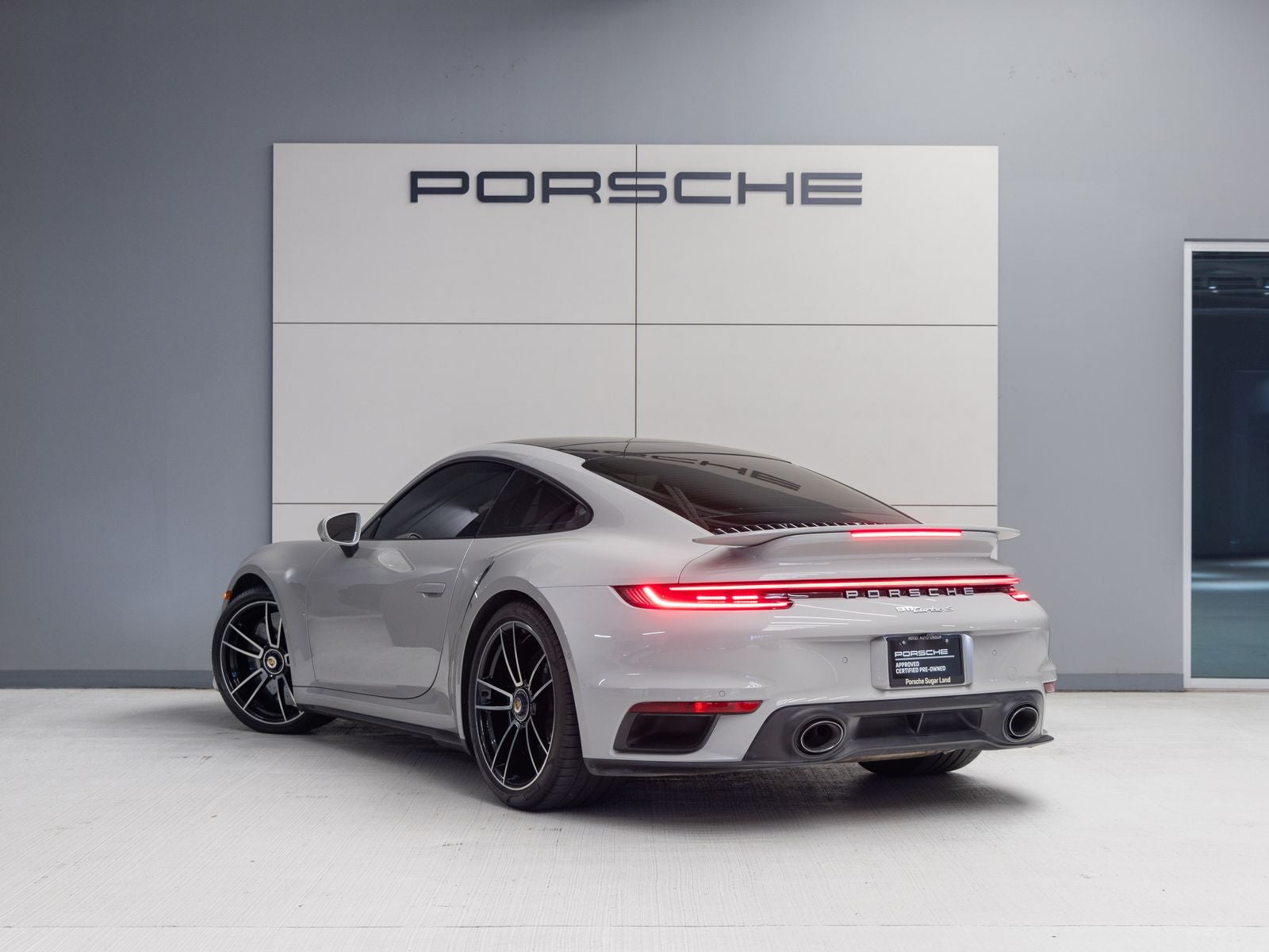 2022 Porsche 911 Turbo S
