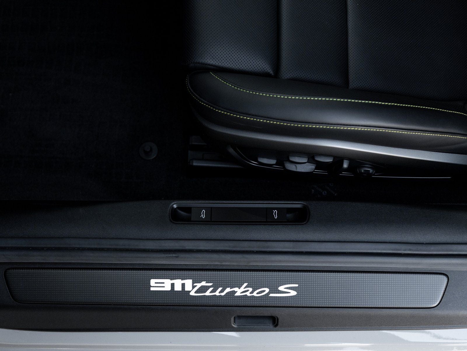 2024 Porsche 911 911 Turbo S (MY24)