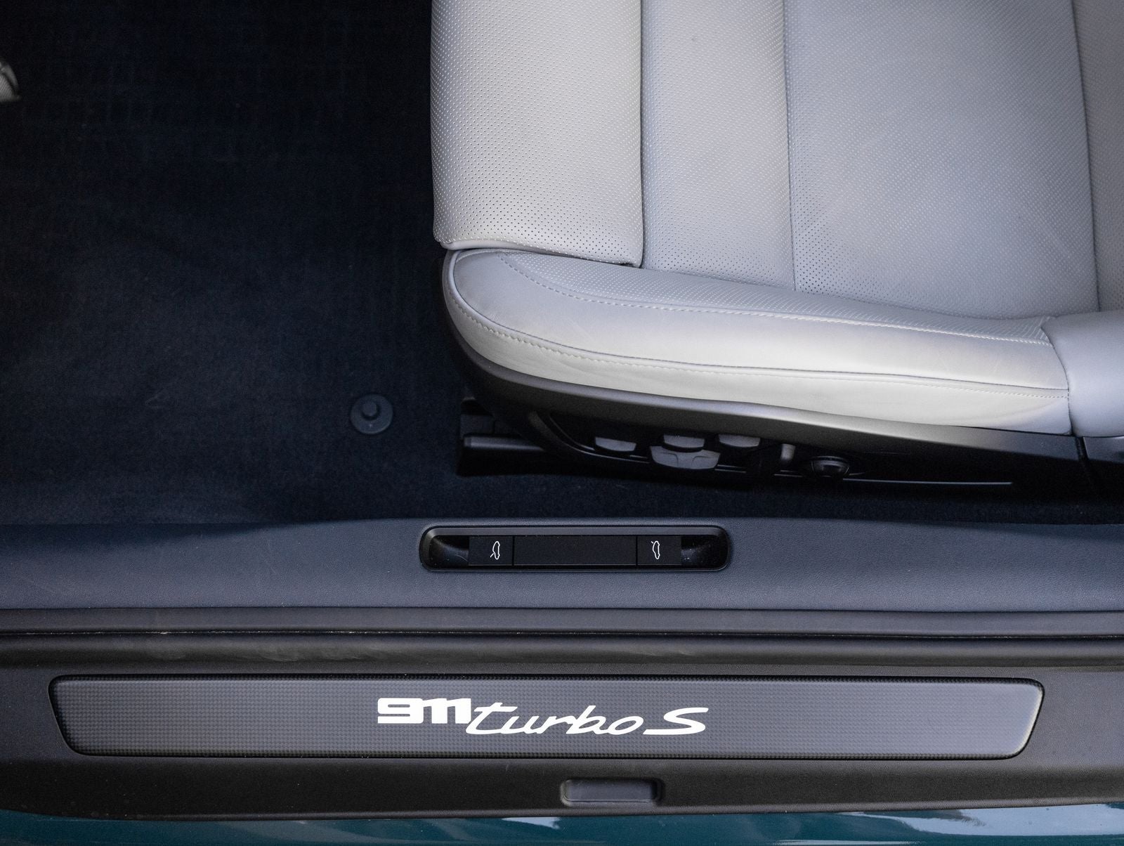 2024 Porsche 911 Turbo S