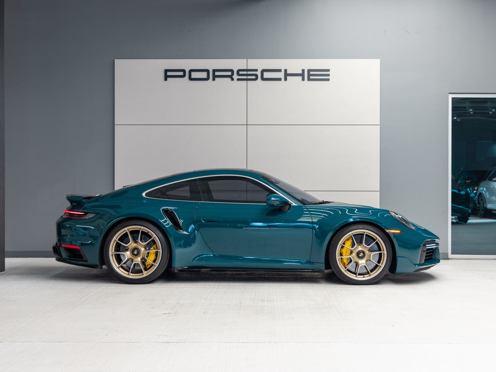 2024 Porsche 911 Turbo S