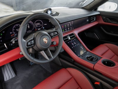 2025 Porsche Taycan Taycan GTS