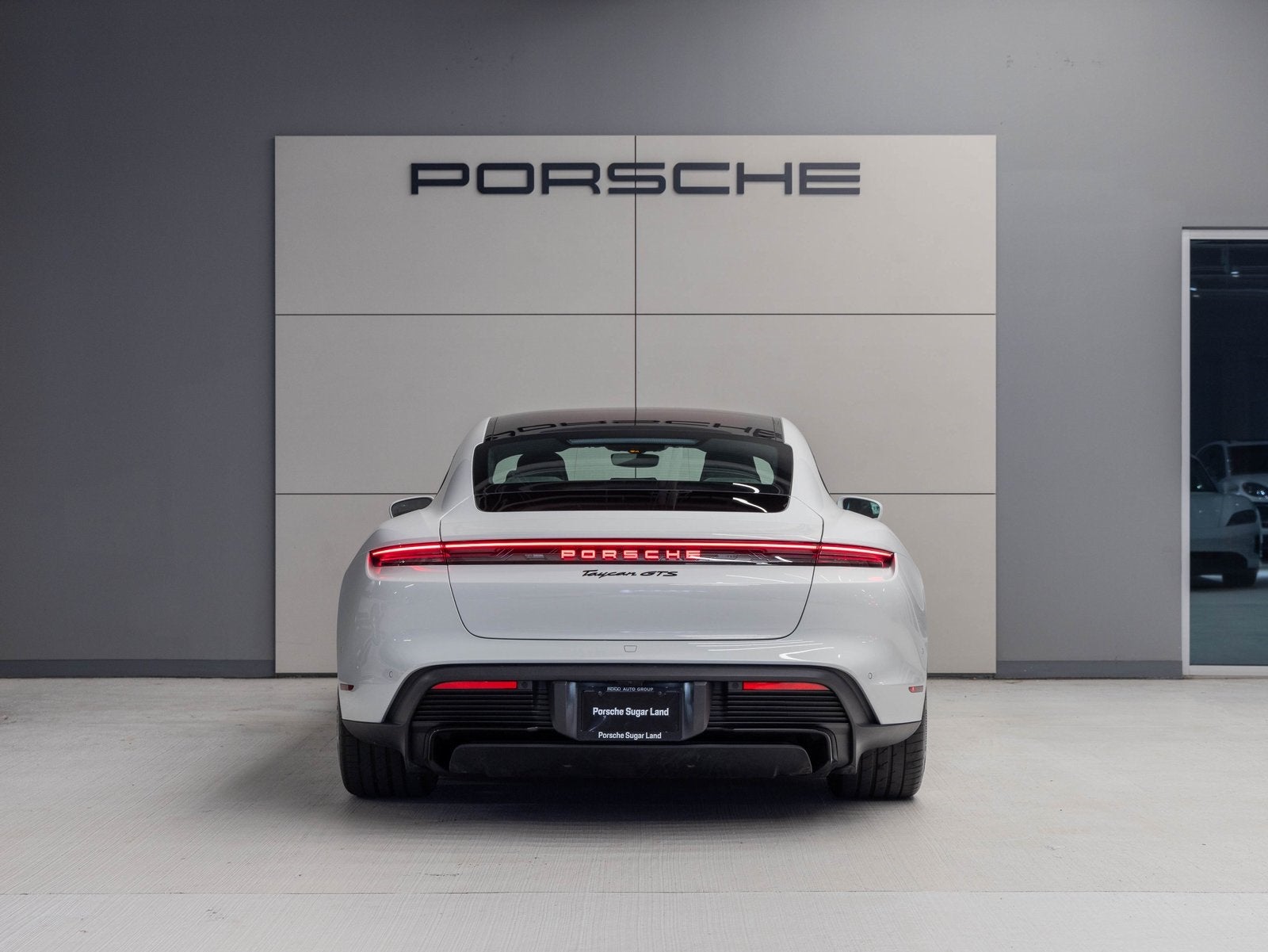 2025 Porsche Taycan Taycan GTS