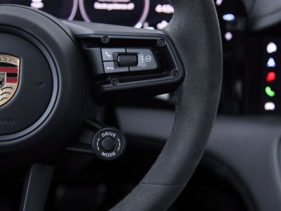 2025 Porsche Taycan GTS