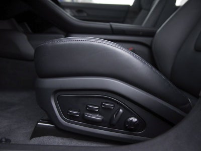 2025 Porsche Taycan GTS