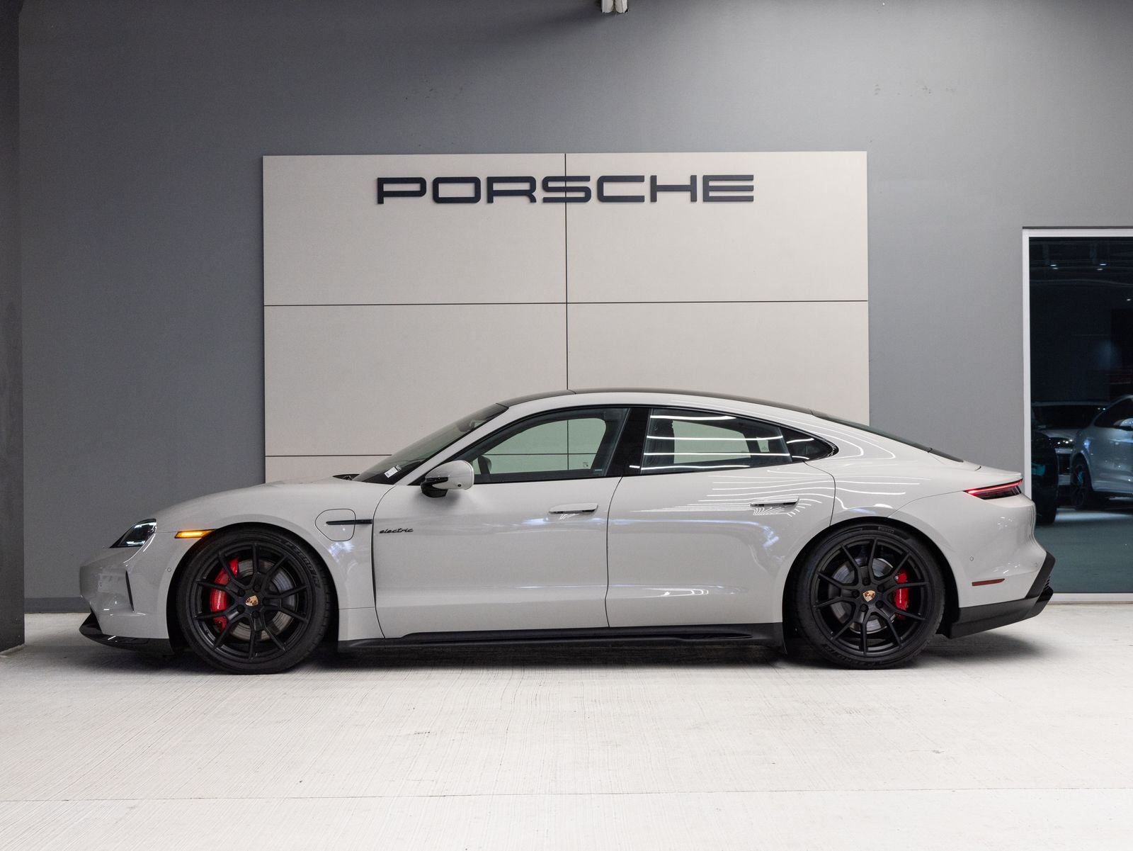 2026 Porsche Taycan GTS