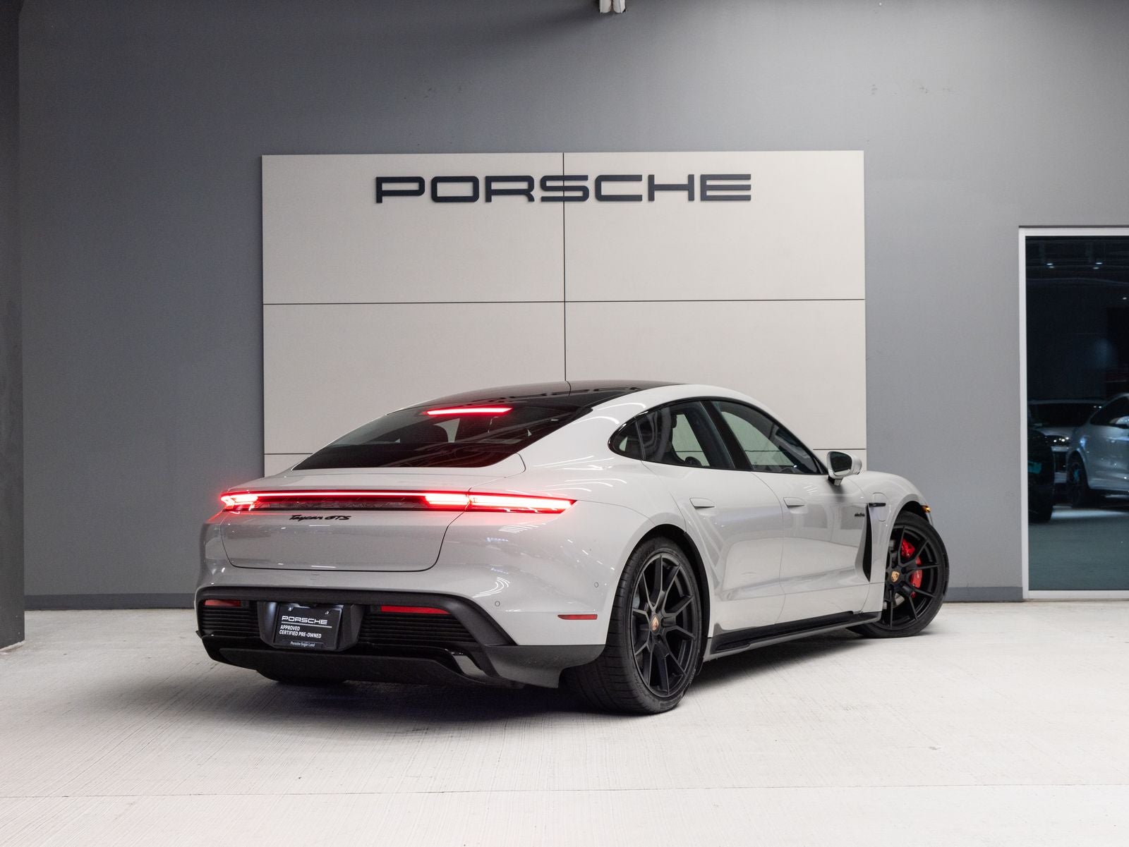 2026 Porsche Taycan GTS