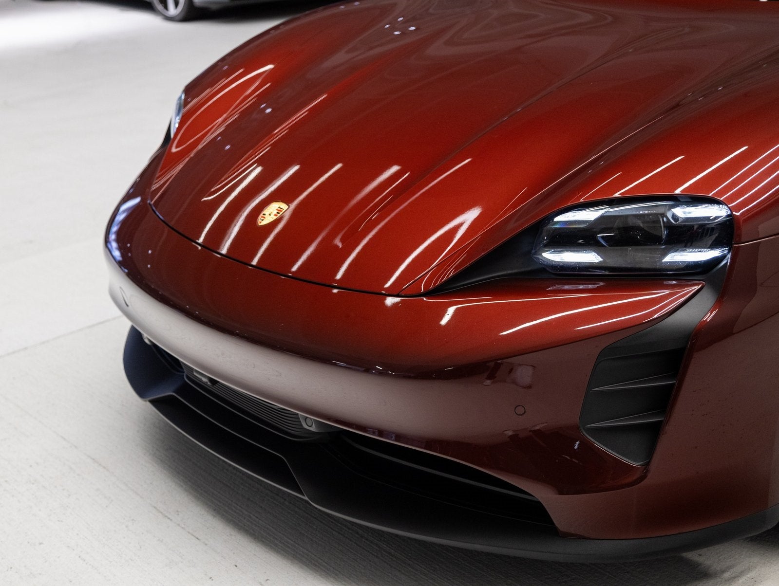 2022 Porsche Taycan Taycan GTS (MY22)