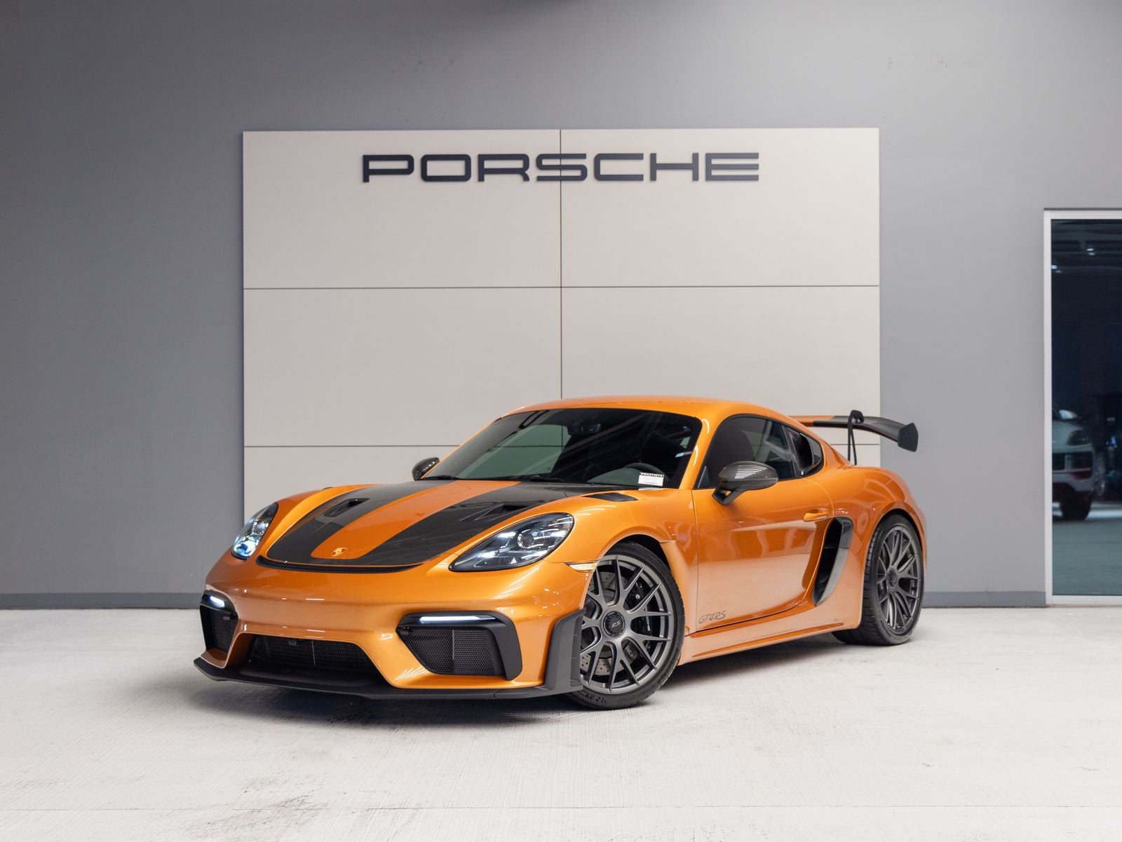 2024 Porsche 718 Cayman GT4 RS