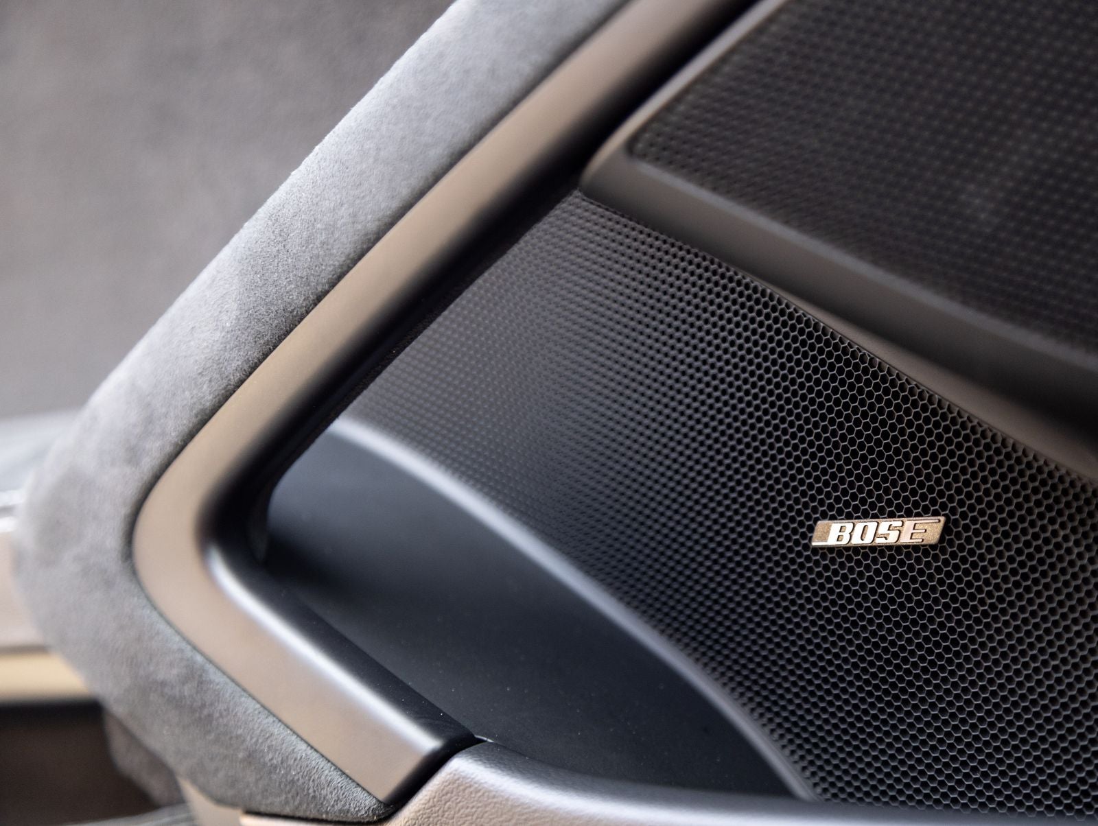 2024 Porsche 718 Cayman GT4 RS