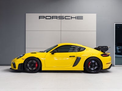 2024 Porsche 718 Cayman GT4 RS
