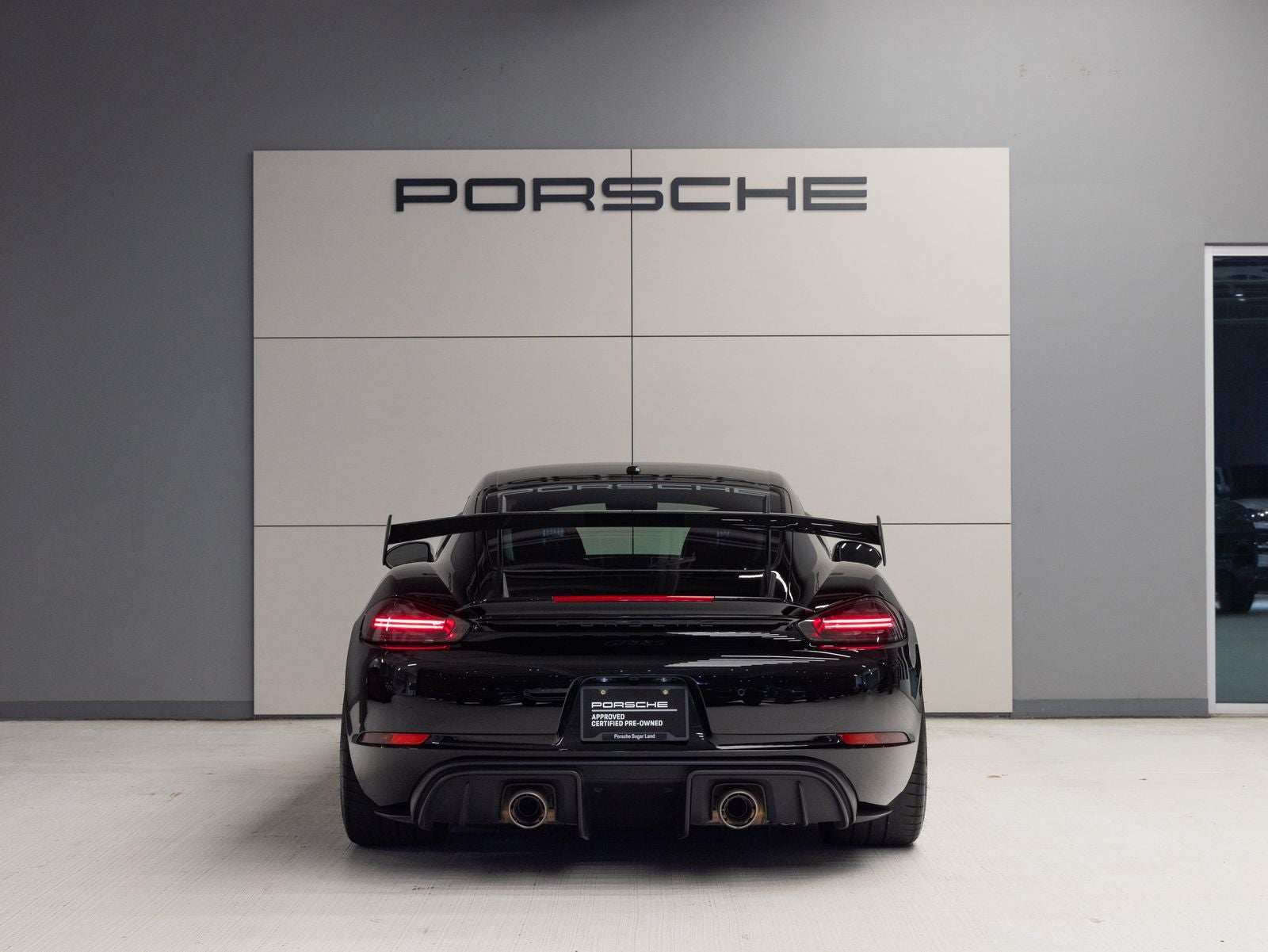2024 Porsche 718 Cayman GT4 RS