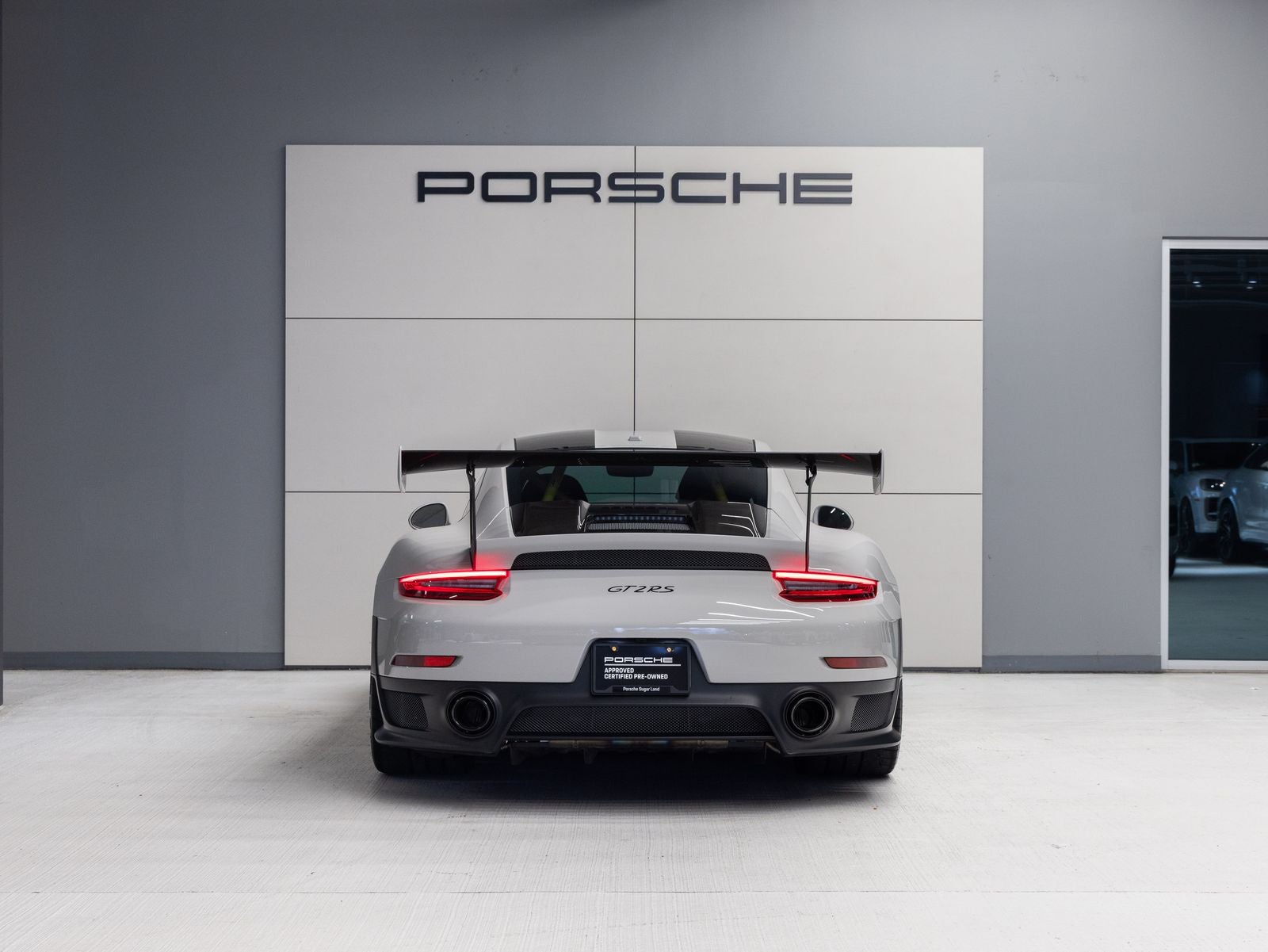 2018 Porsche 911 GT2 RS