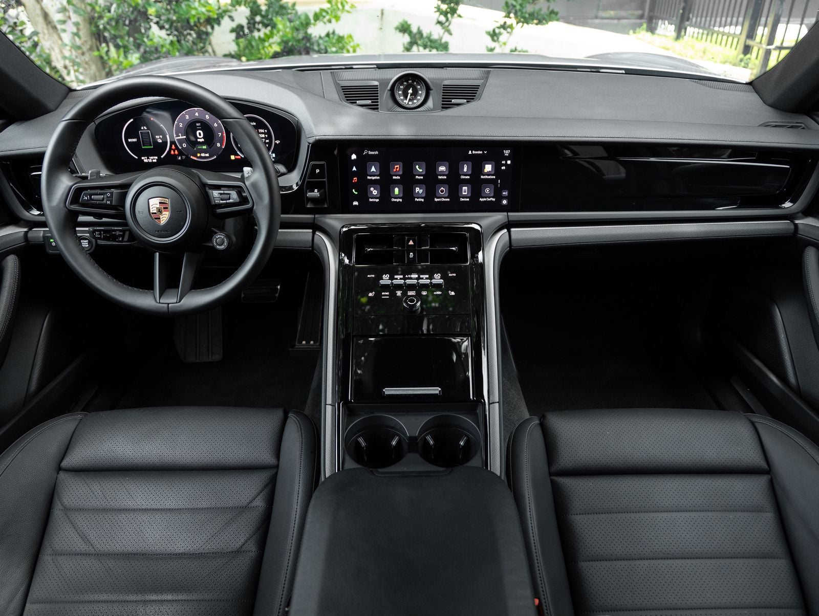 2025 Porsche Panamera 4 E-Hybrid