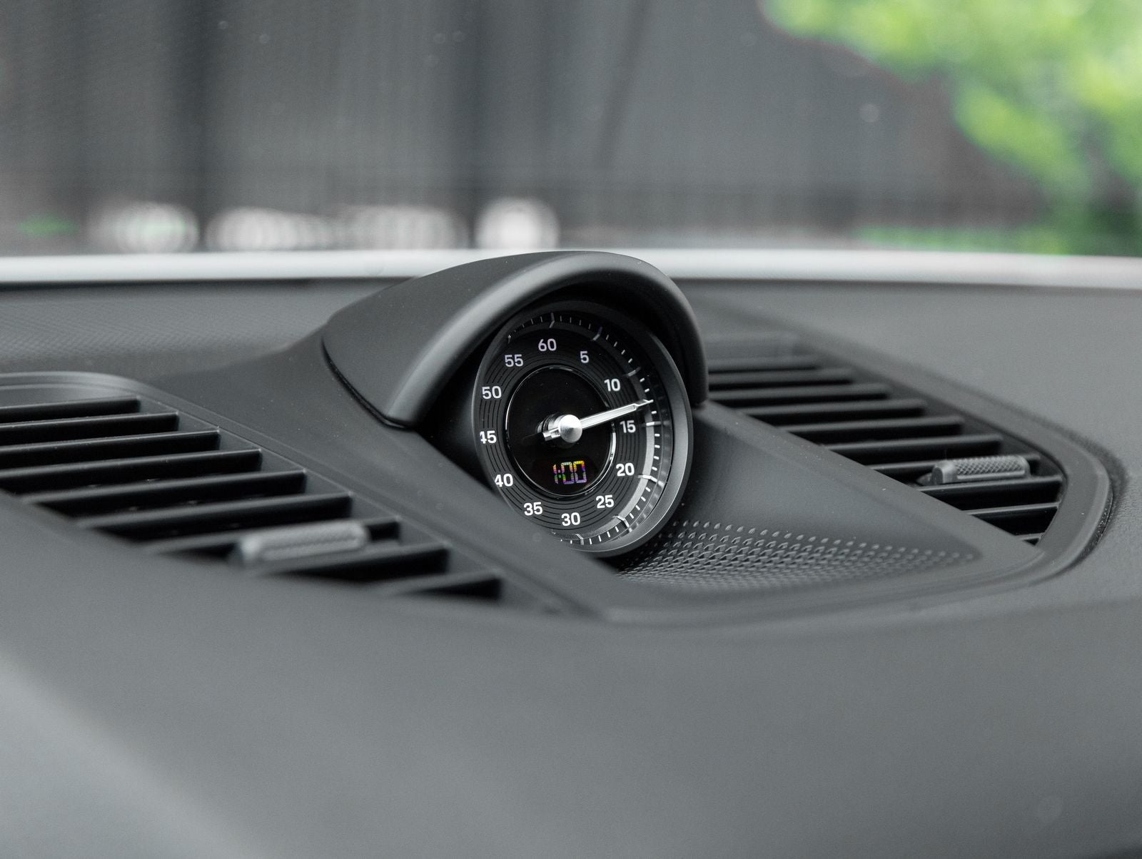 2025 Porsche Panamera 4 E-Hybrid