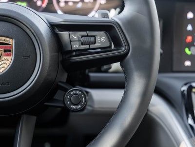 2026 Porsche Panamera Panamera 4 E-Hybrid