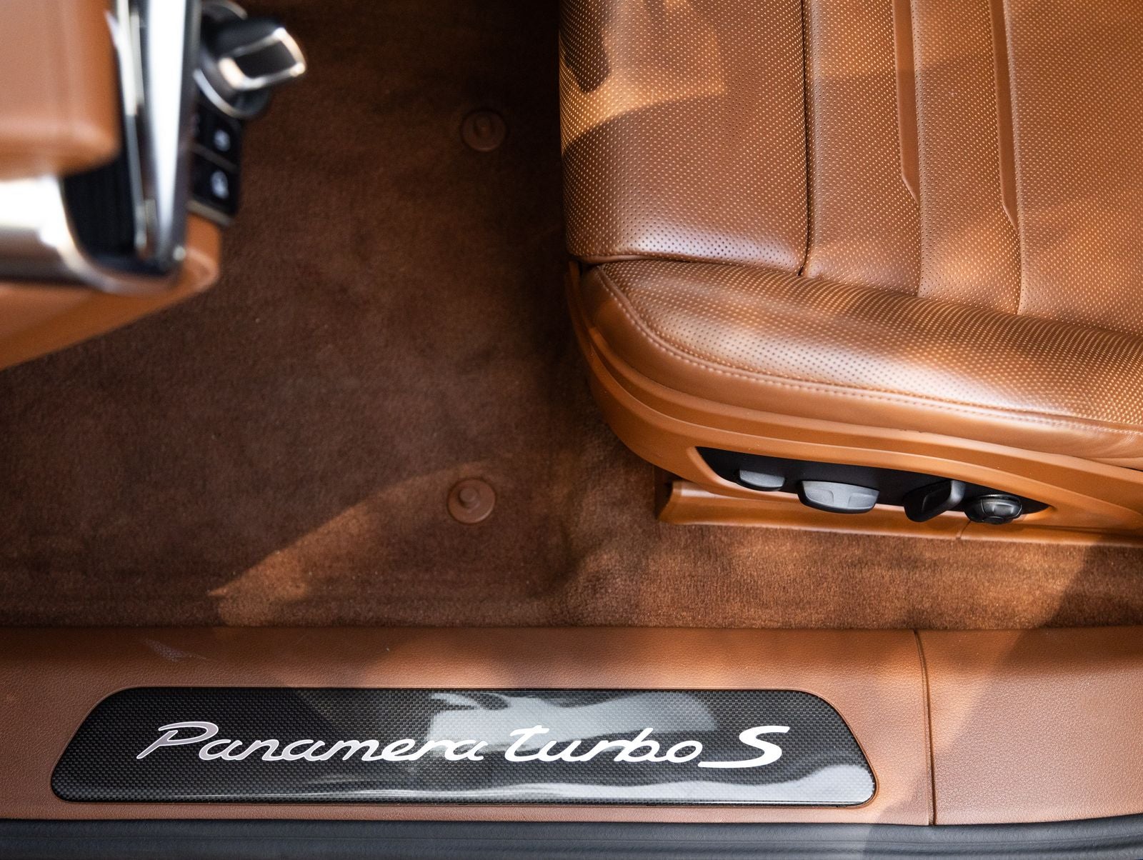 2022 Porsche Panamera Turbo S