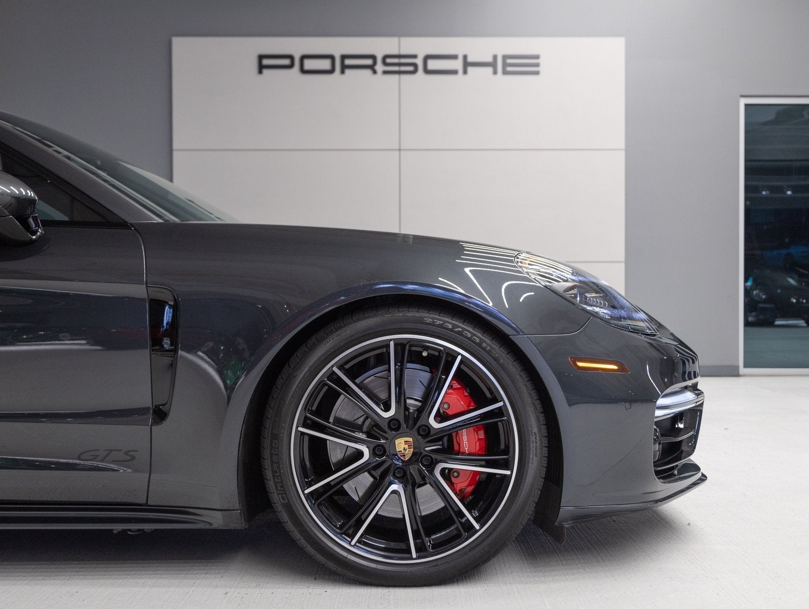 2020 Porsche Panamera Panamera GTS