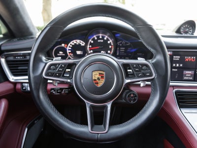 2020 Porsche Panamera Panamera GTS