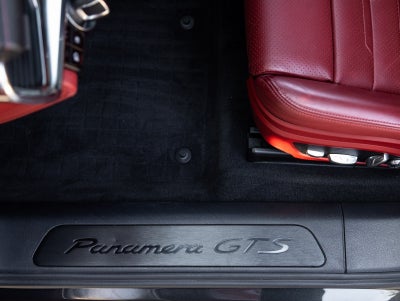 2020 Porsche Panamera Panamera GTS
