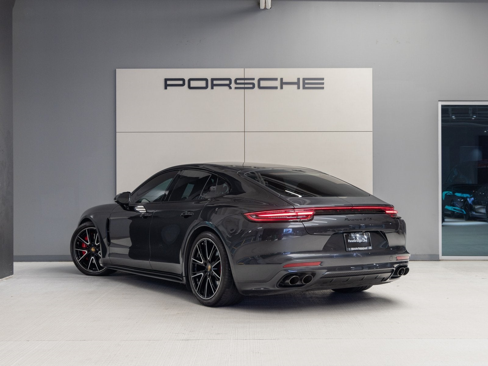 2020 Porsche Panamera Panamera GTS