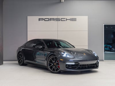 2020 Porsche Panamera Panamera GTS