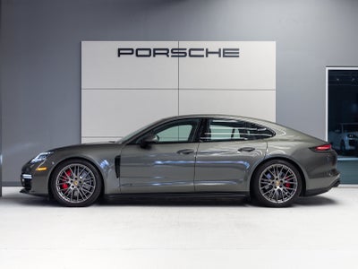 2023 Porsche Panamera Panamera GTS