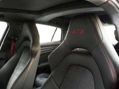 2023 Porsche Panamera Panamera GTS