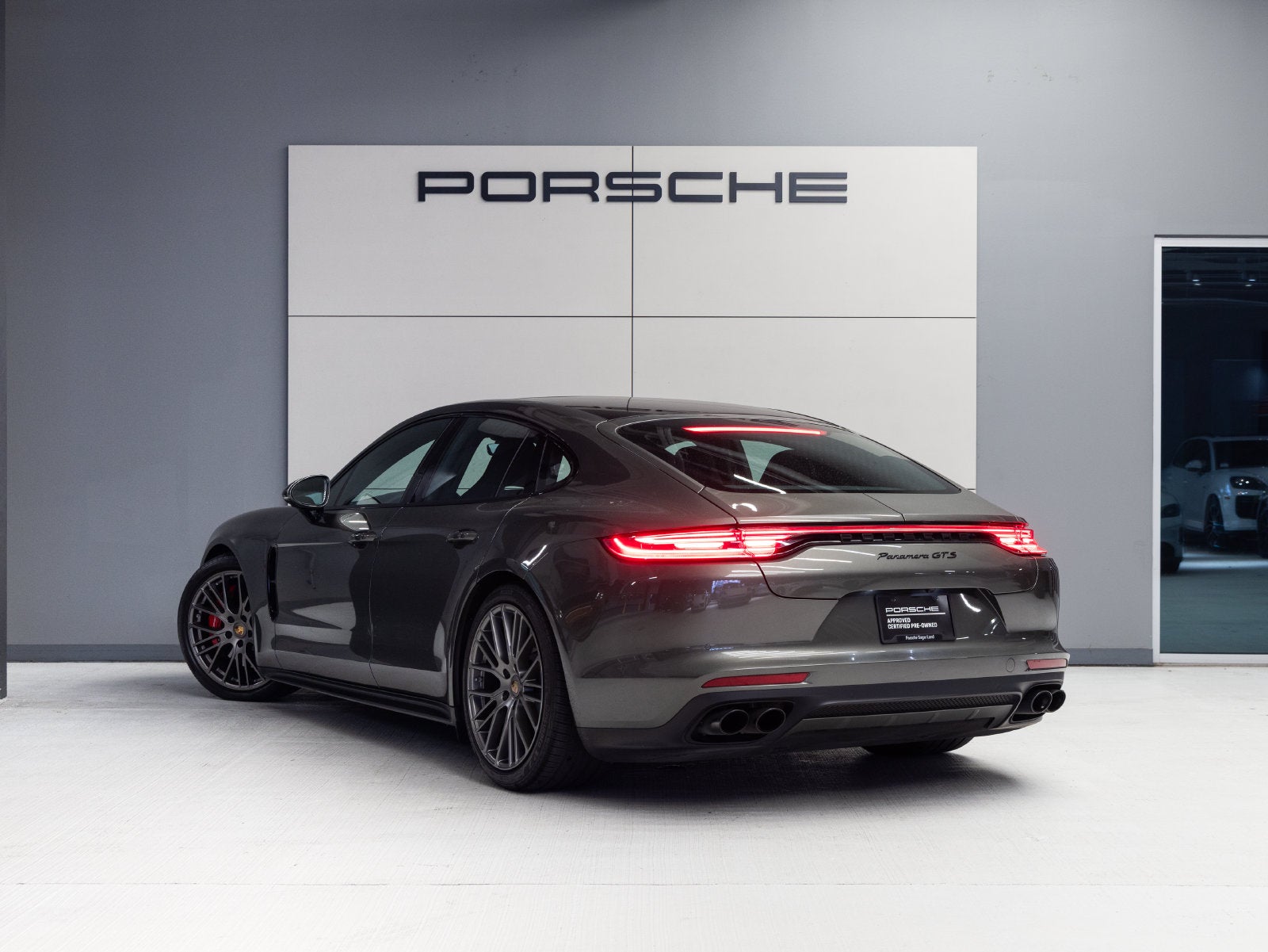 2023 Porsche Panamera Panamera GTS