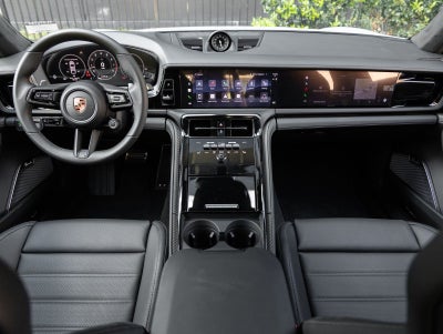 2026 Porsche Panamera GTS