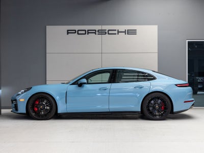 2026 Porsche Panamera GTS