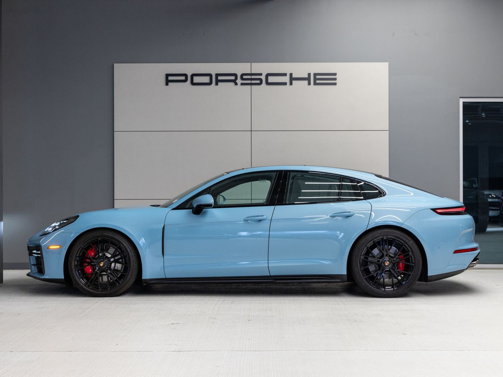 2026 Porsche Panamera GTS