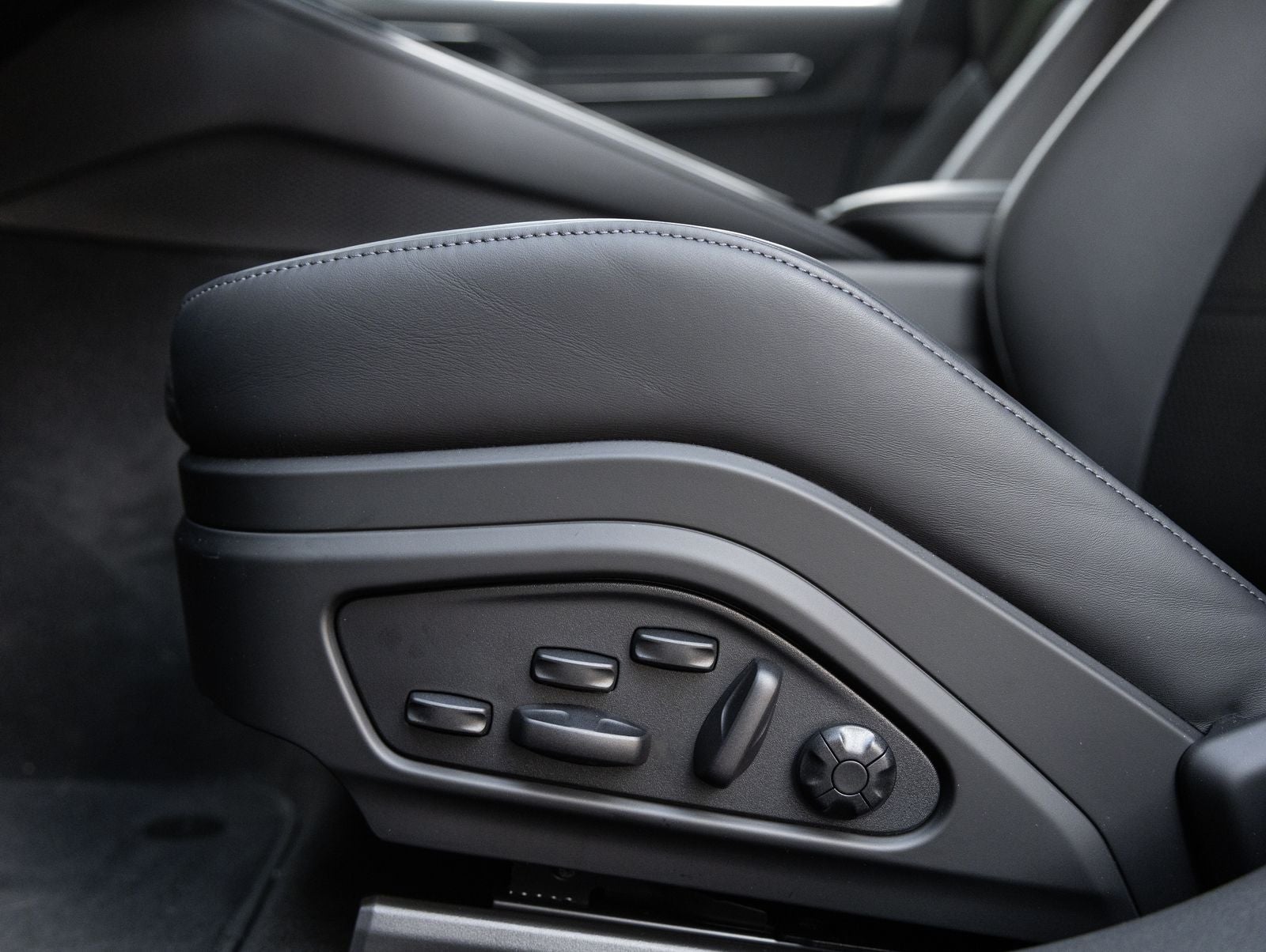 2026 Porsche Panamera GTS