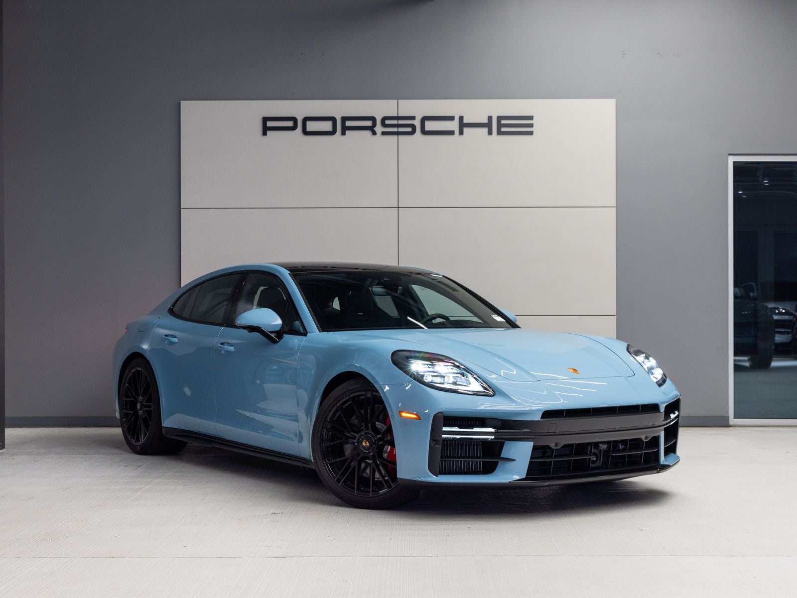 2026 Porsche Panamera GTS