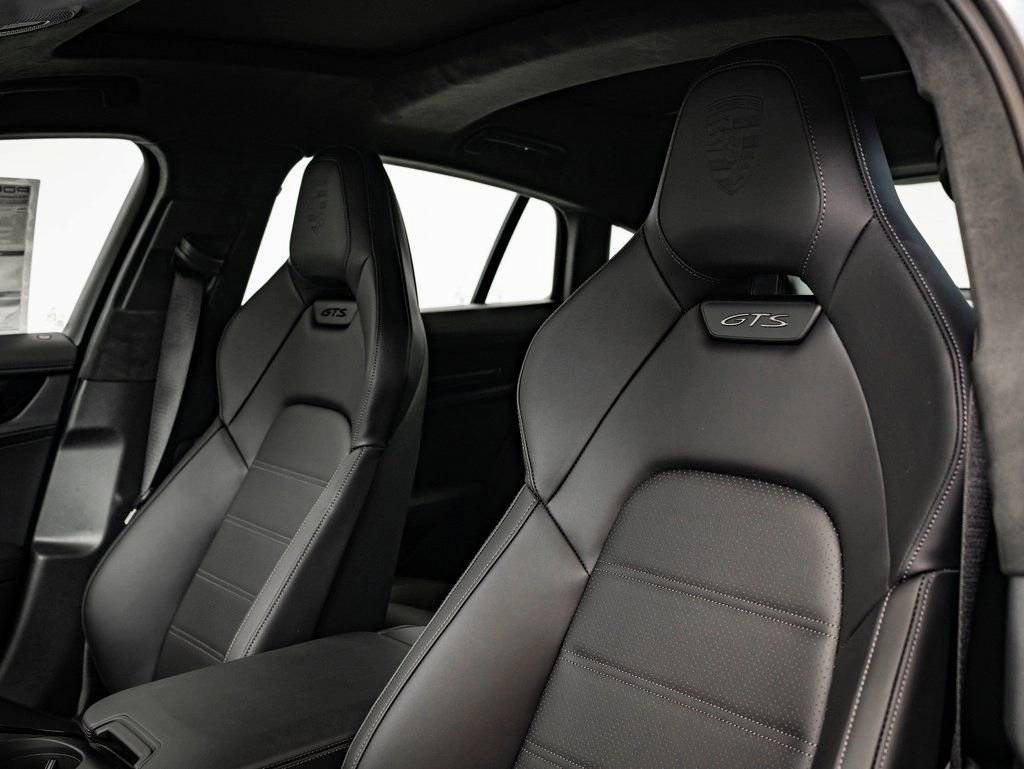 2026 Porsche Panamera Panamera GTS